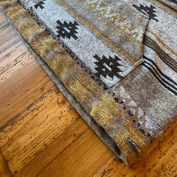 ANDTHEWHY Aztec 1/4 Zip Hooded Pullover - Picture 6 of 13